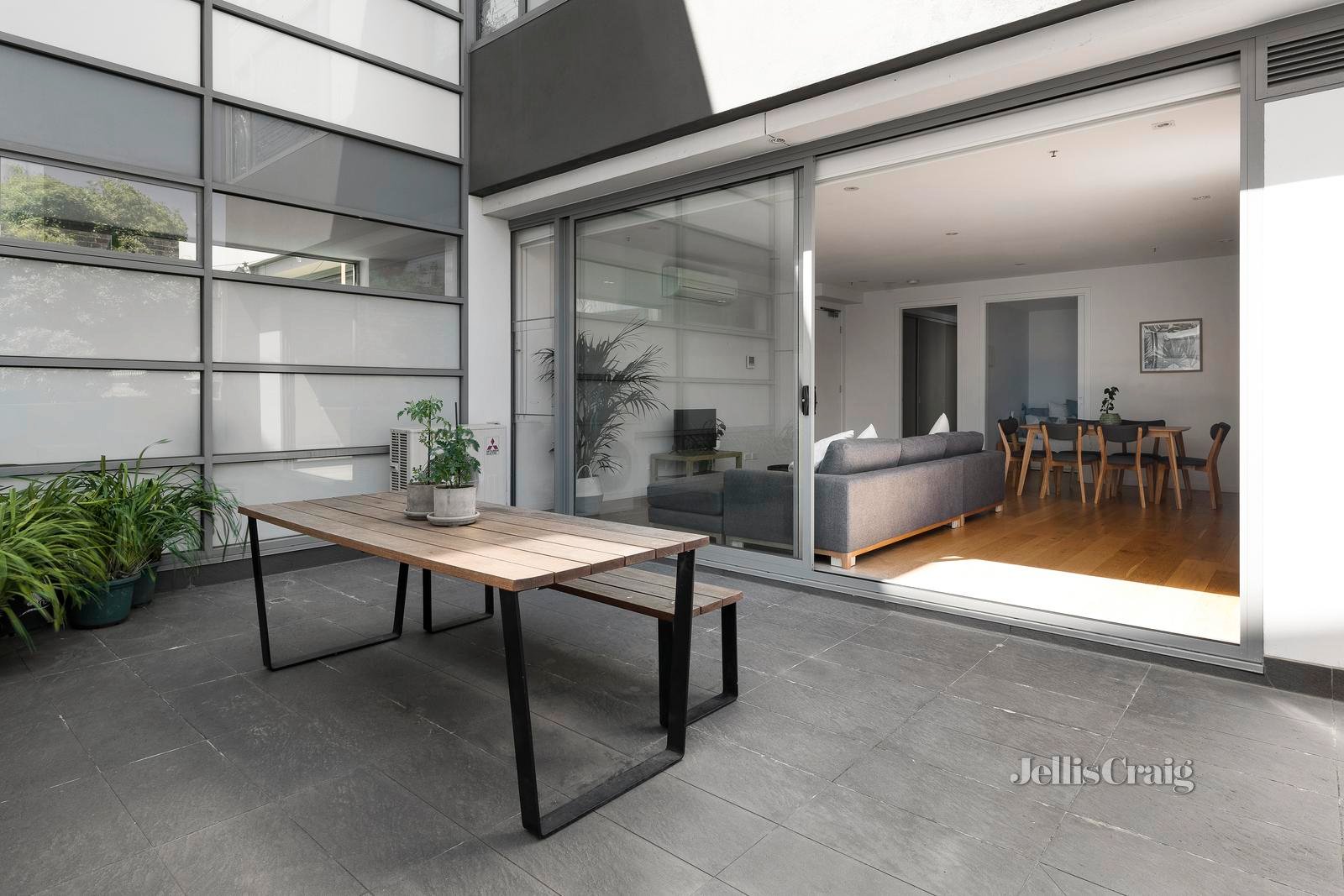101/35 Victoria Parade, Collingwood image 2
