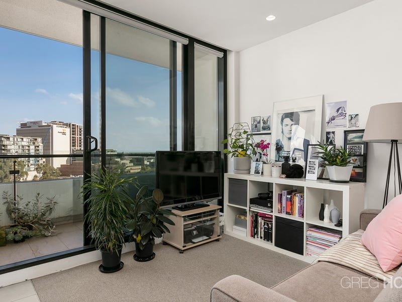 1013/52 Park Street, South Melbourne image 4