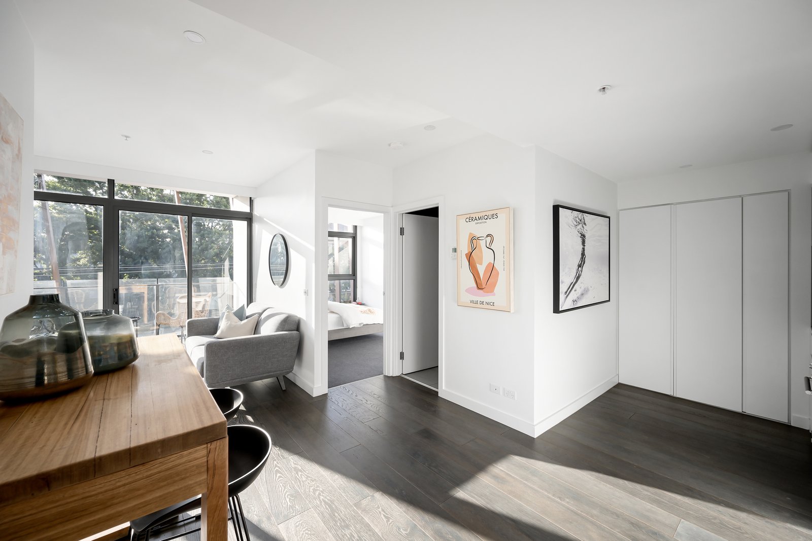 Property Gallery - Main Image