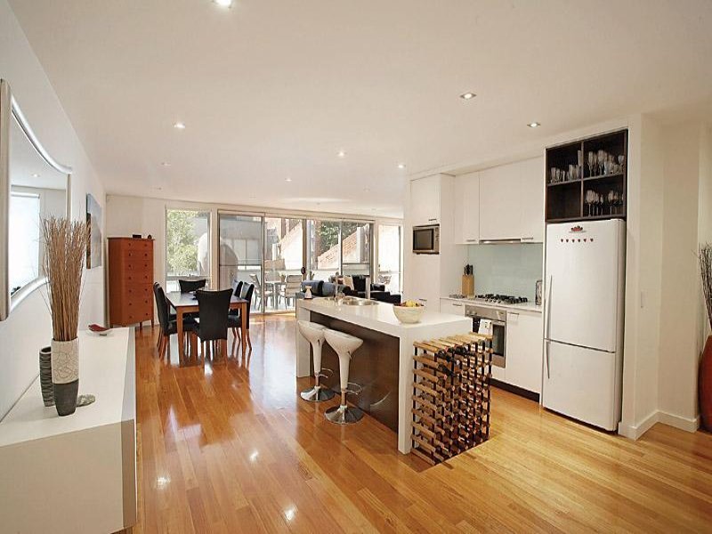 10/137 McKean Street, FITZROY NORTH VIC 3068