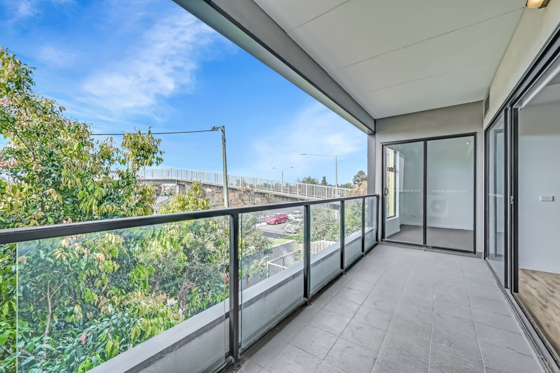 Property Gallery Thumbnail 2