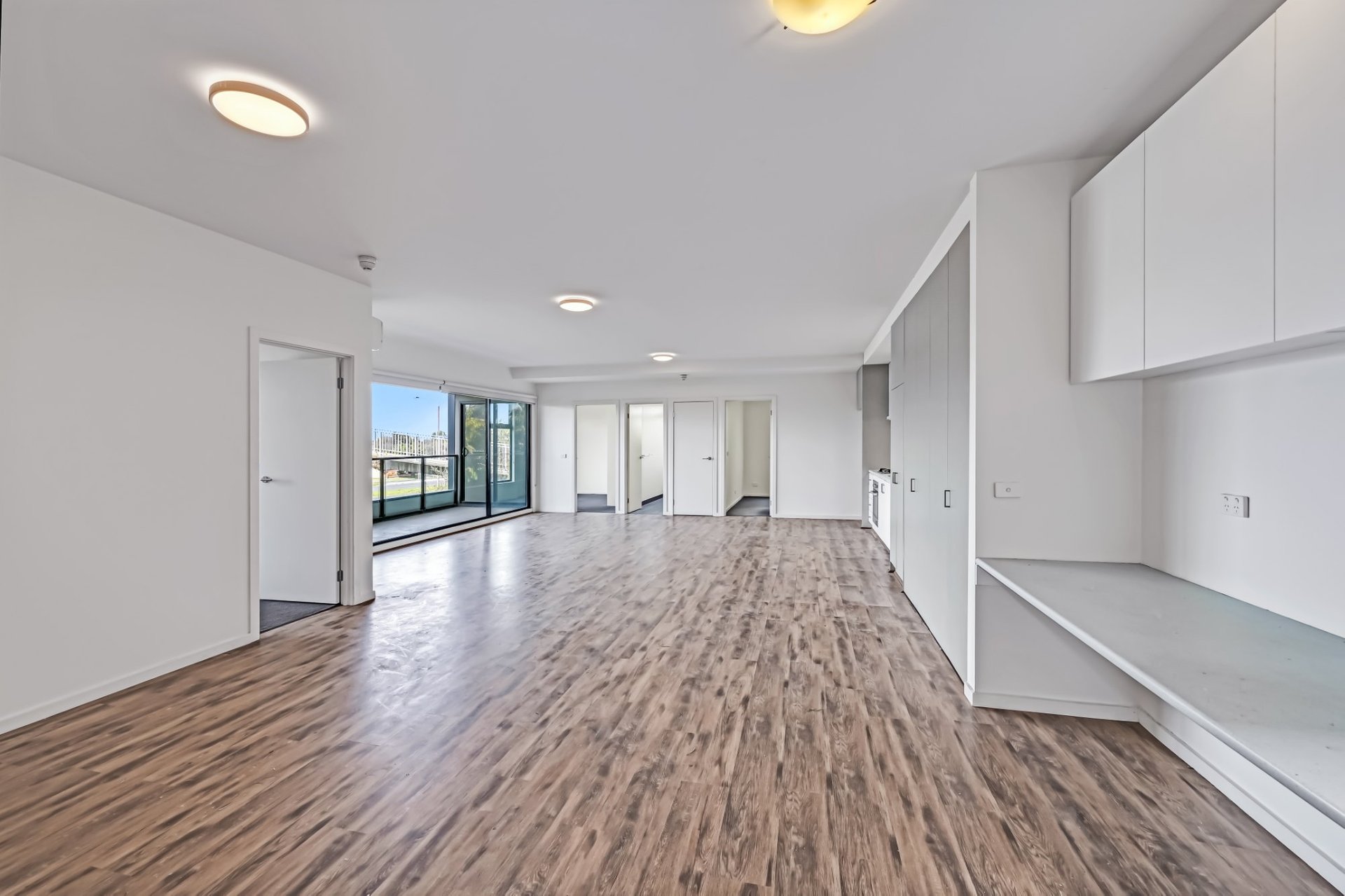 Property Gallery Thumbnail 4