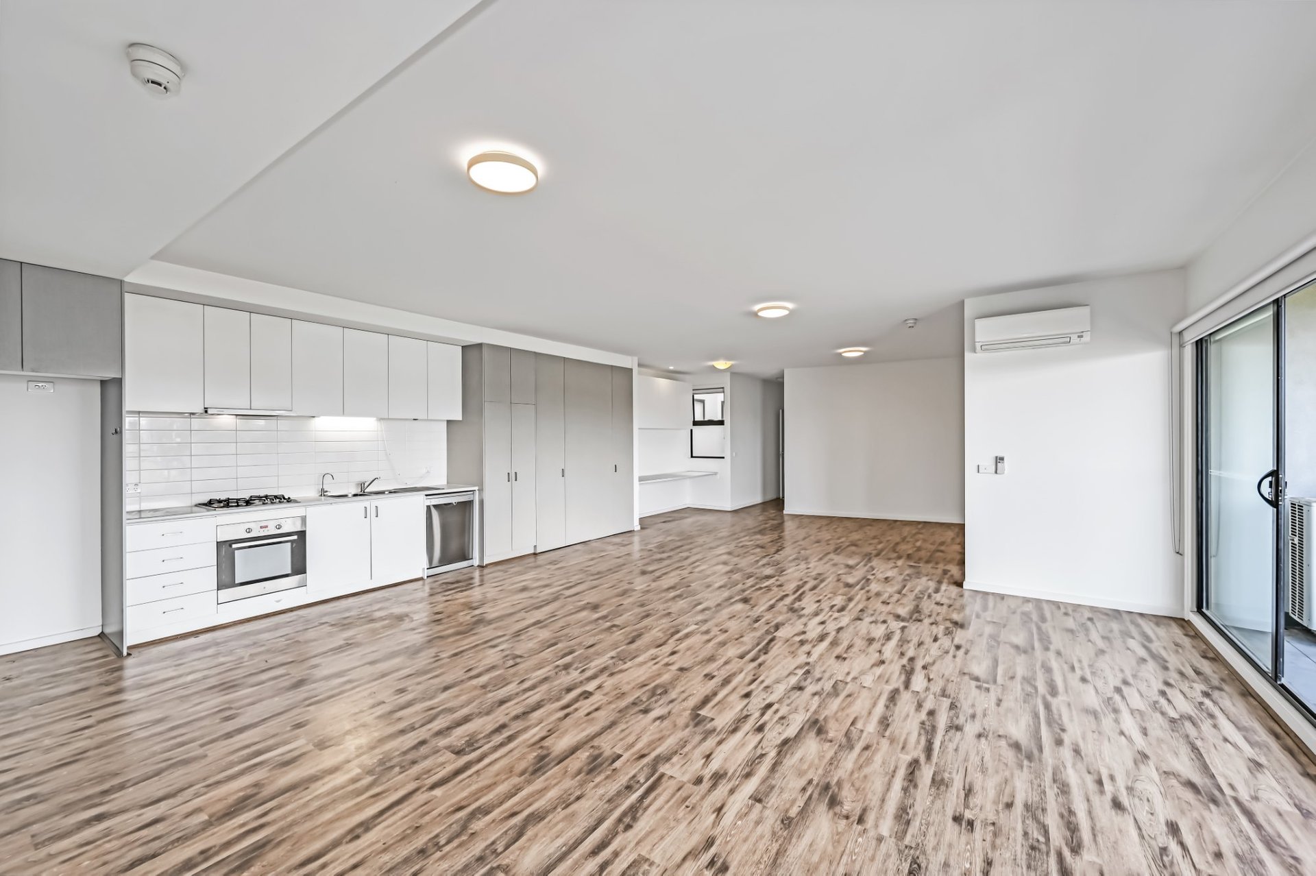 Property Gallery Thumbnail 5