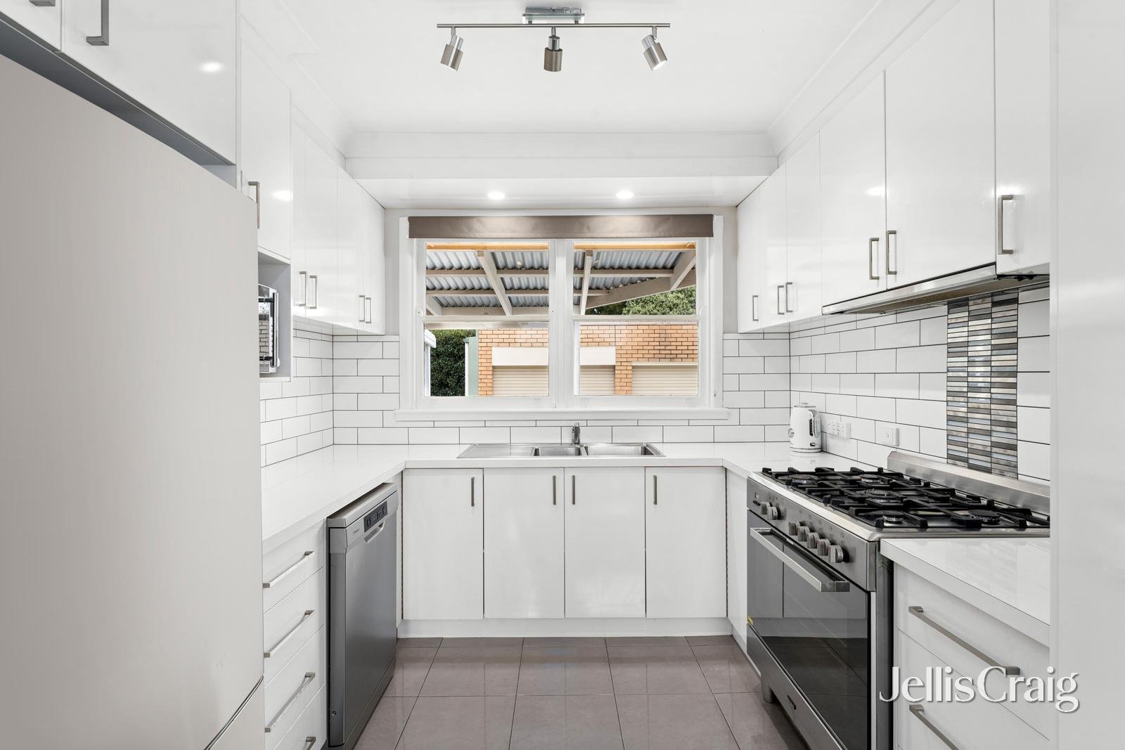 1014 Norman Street, Wendouree image 4