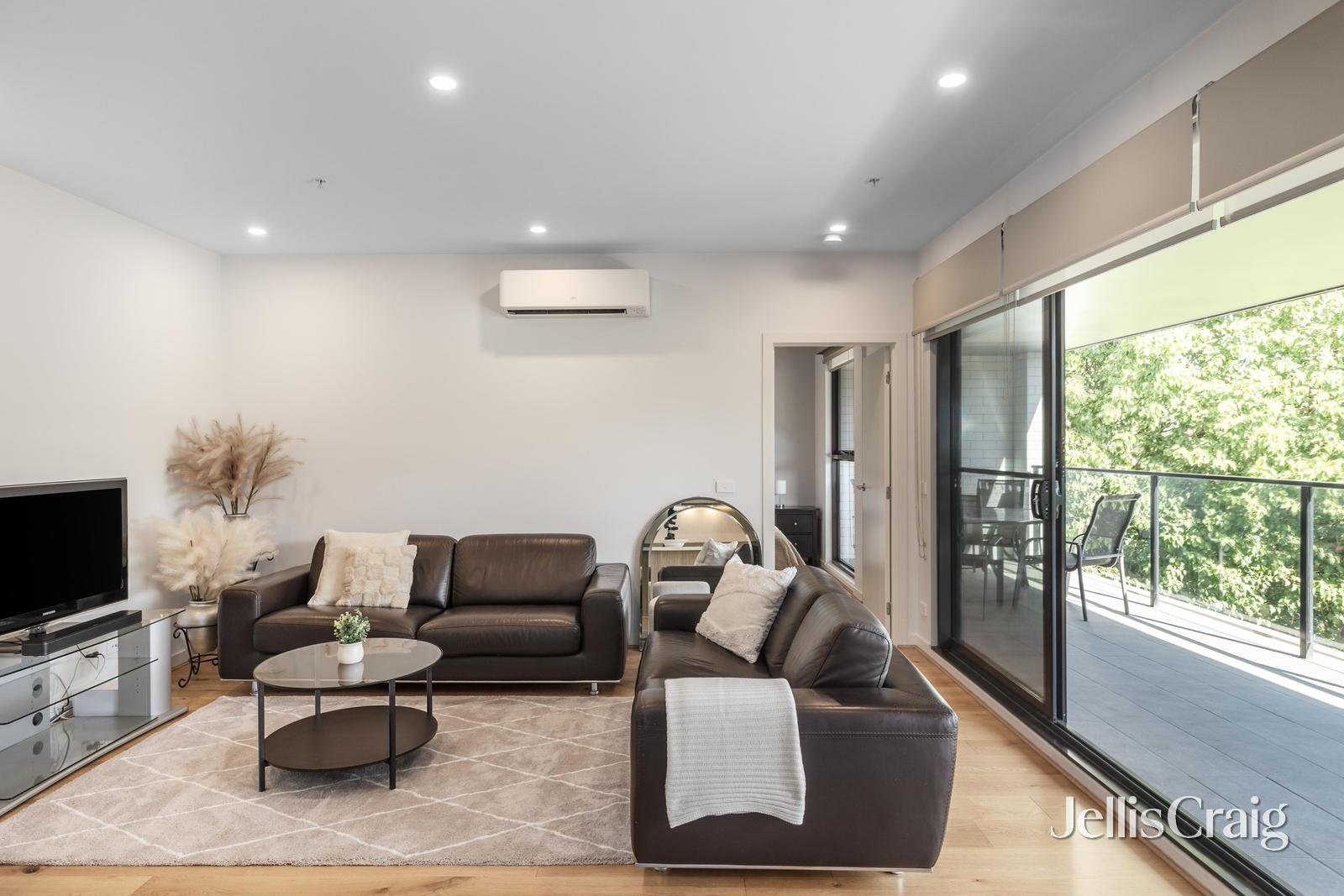 101/468 Whitehorse Road, Surrey&nbsp;Hills image 5
