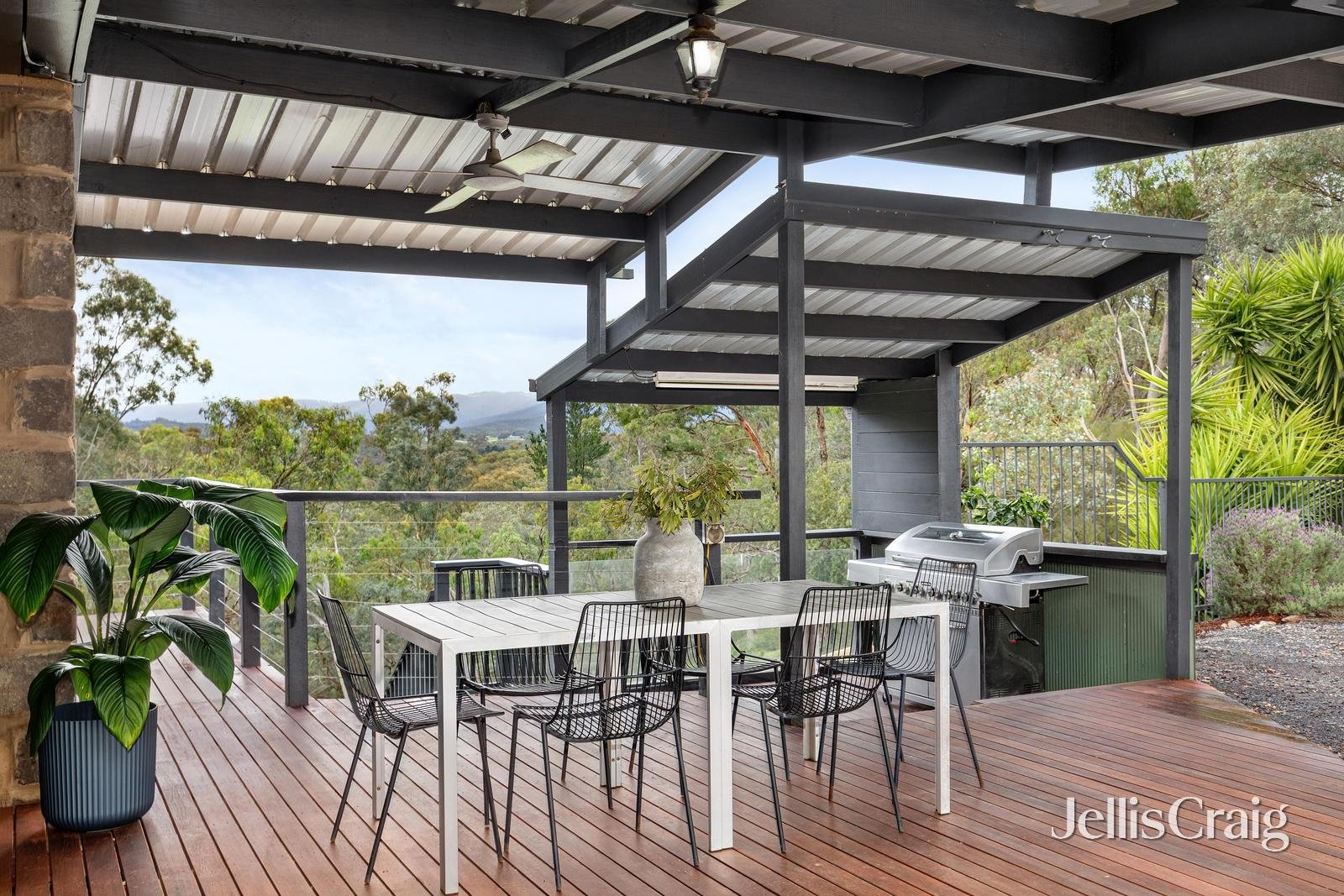 1015 Kangaroo Ground St Andrews Road, St Andrews image 4