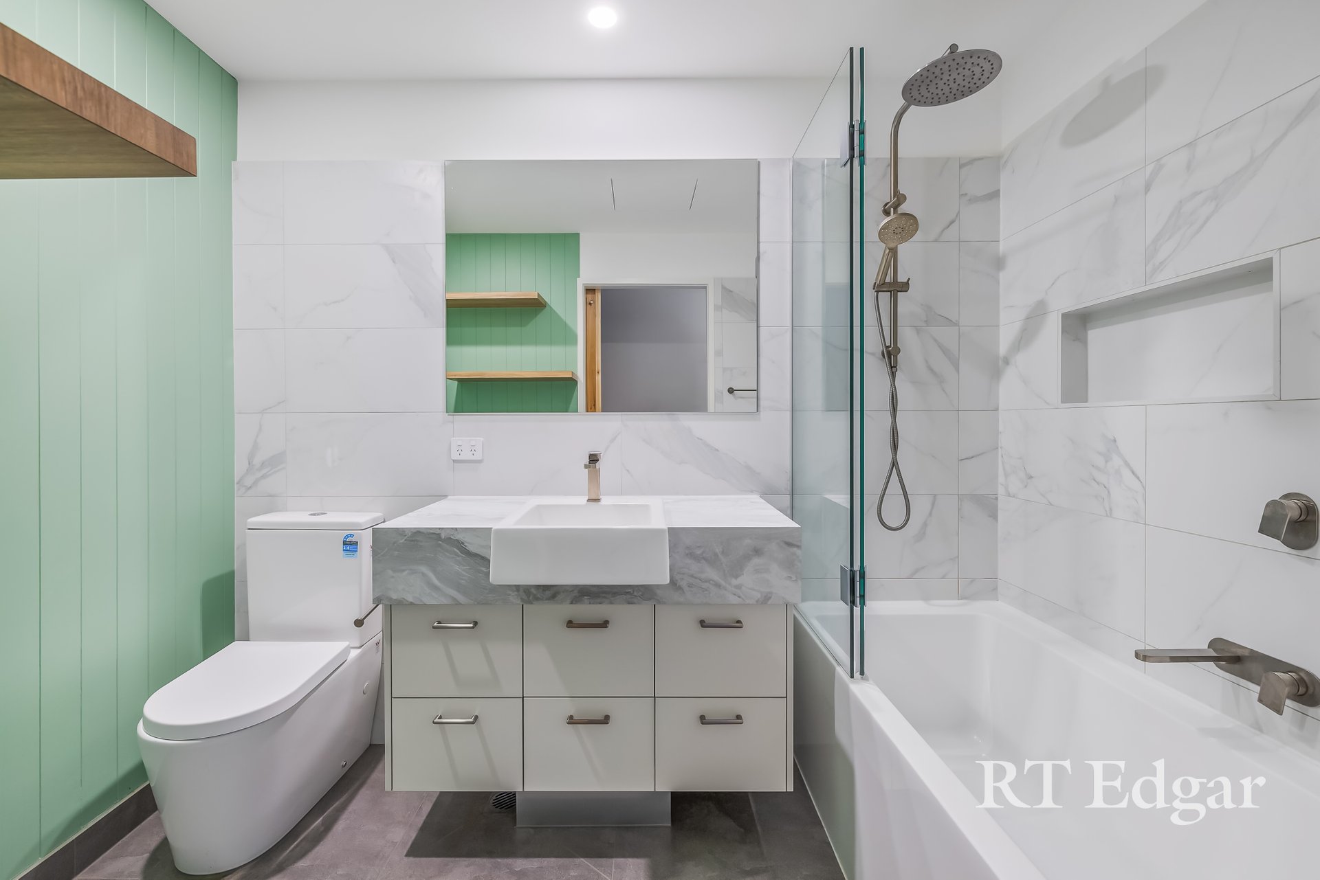 Property Gallery Thumbnail 5