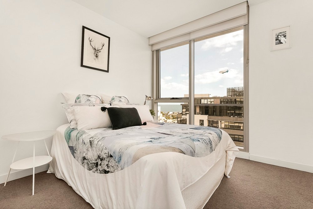 1015/101 Bay Street, Port Melbourne image 2