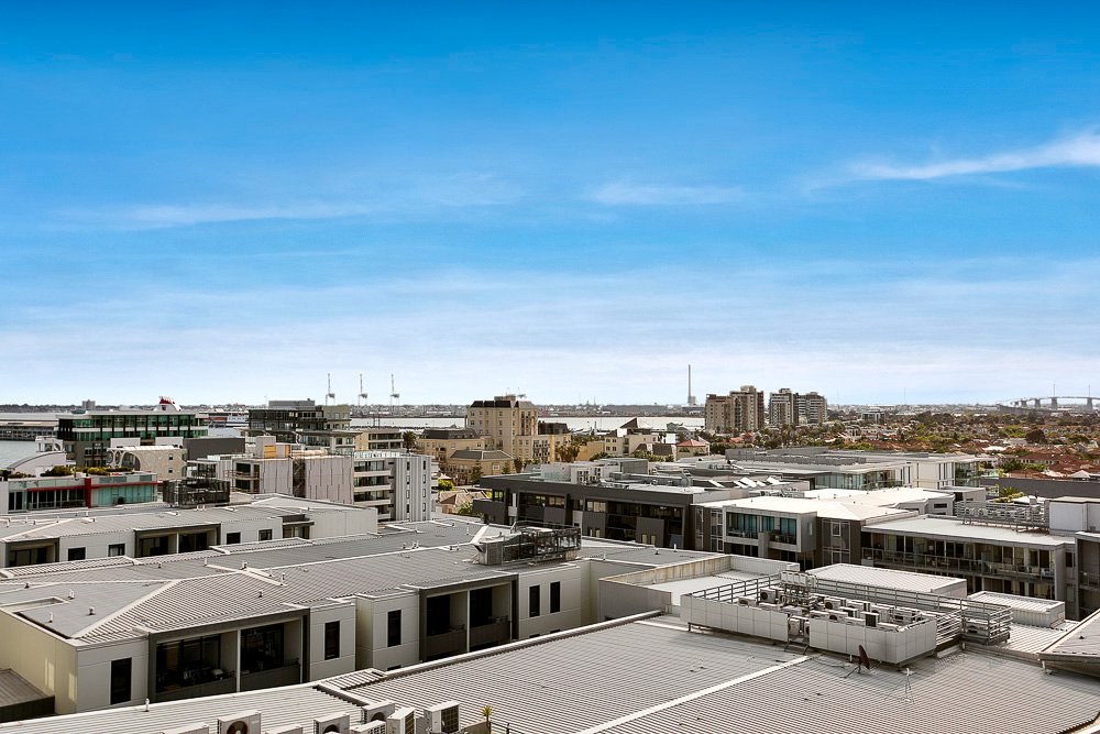 1015/101 Bay Street, Port Melbourne image 4