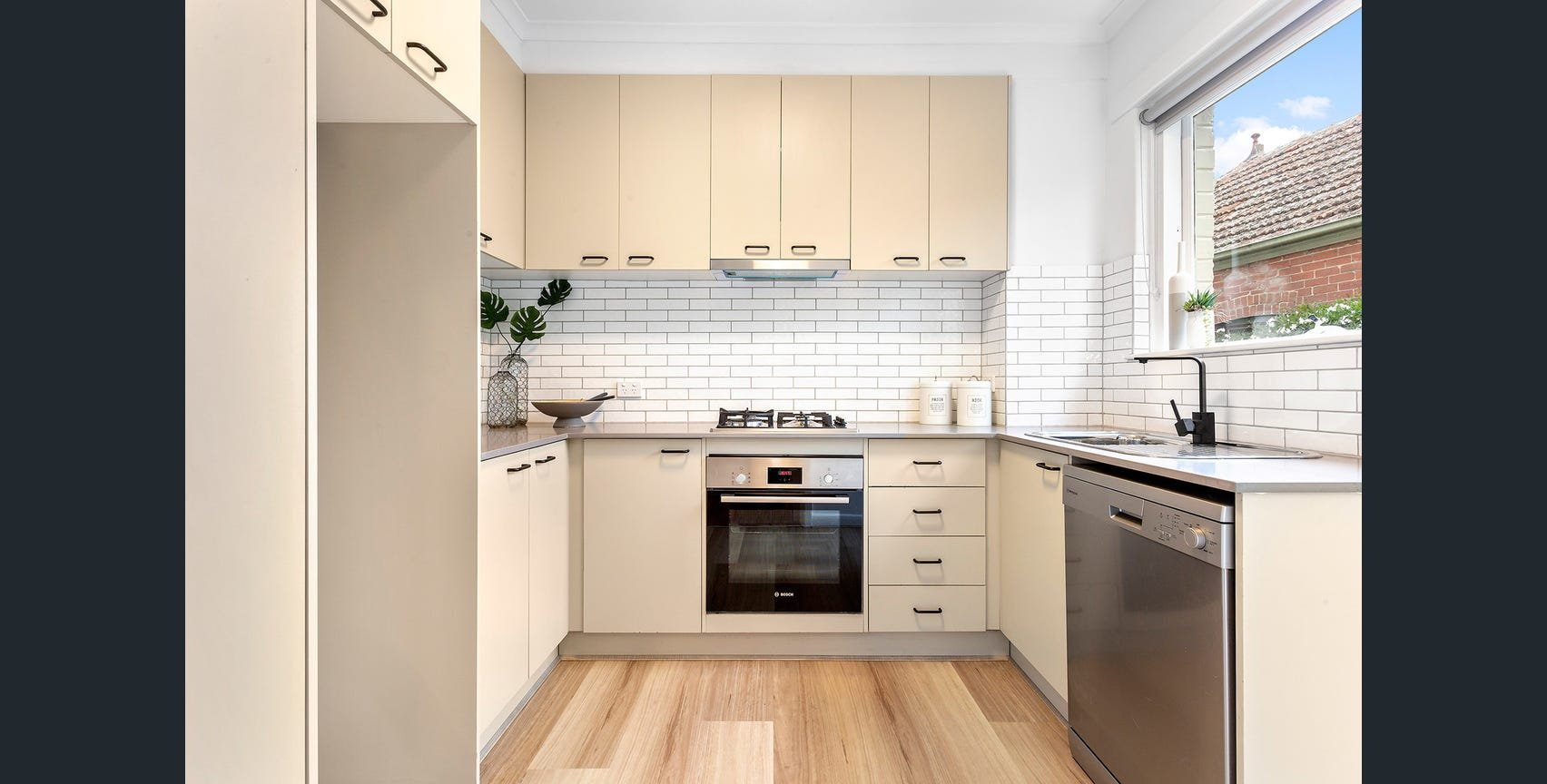 10/152 Power Street, Hawthorn image 4