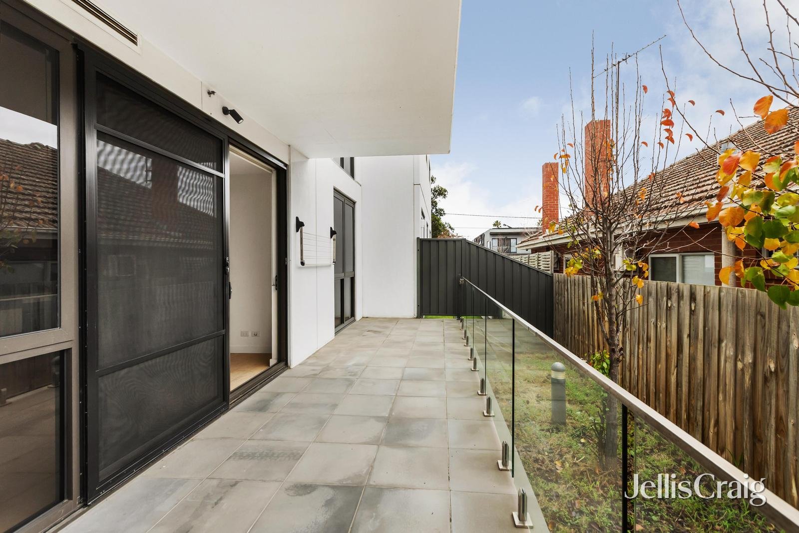 10/16 Bent Street, Bentleigh image 10