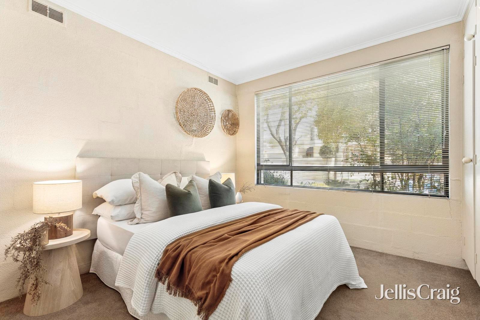 101/64 Eastern Beach Road, Geelong image 10
