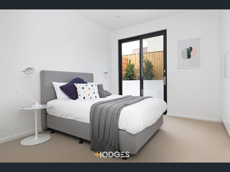 10 / 17-21 Landcox Street Brighton East