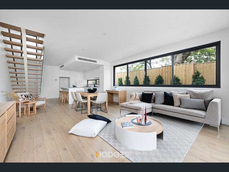 10 / 17-21 Landcox Street Brighton East