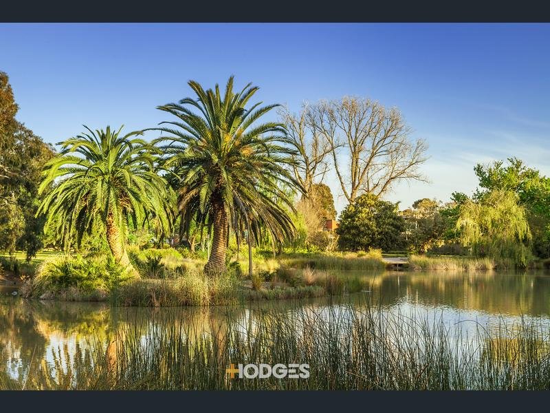 10 / 17-21 Landcox Street Brighton East