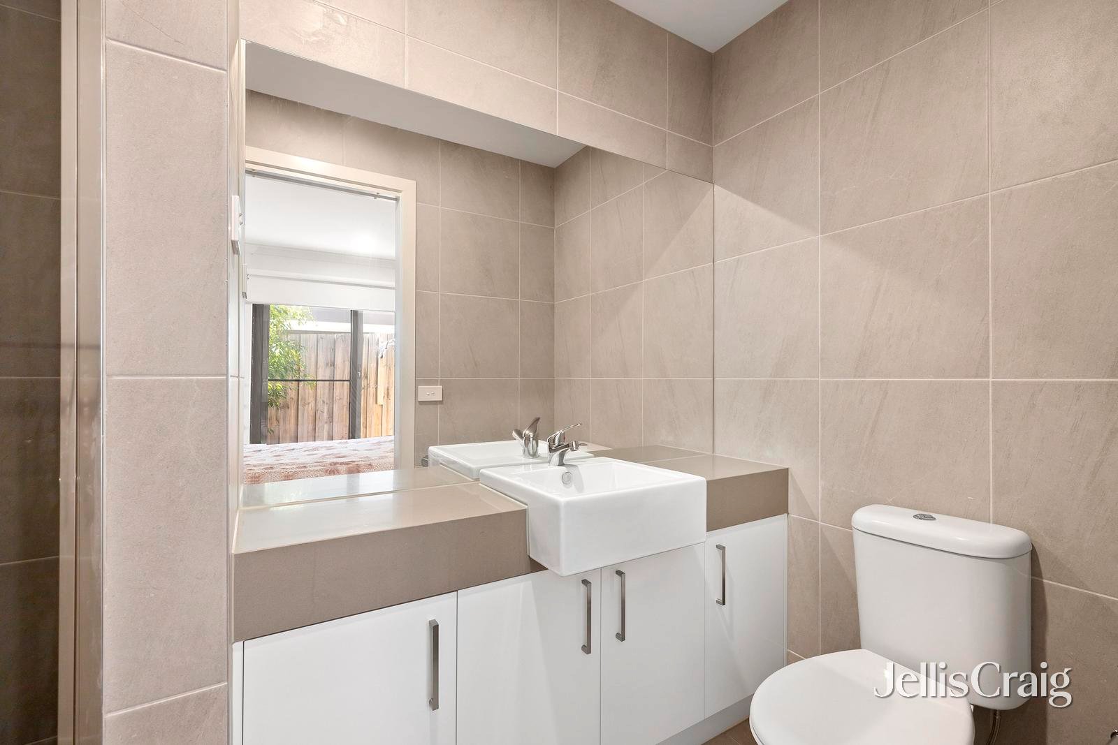 10/17 McComb Street, Lilydale image 9