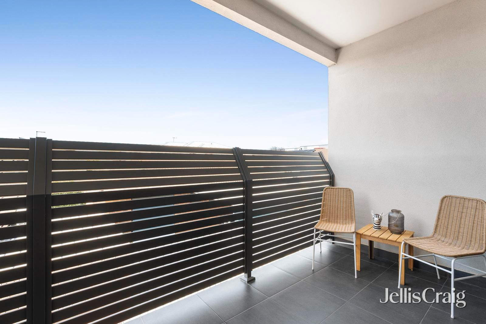 10/17 McComb Street, Lilydale image 10