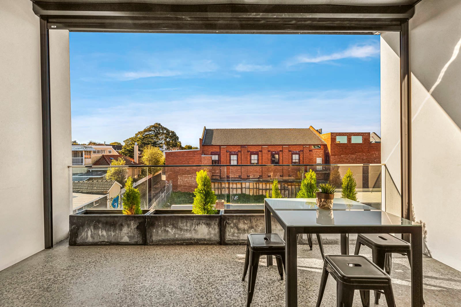 Property Gallery Thumbnail 3