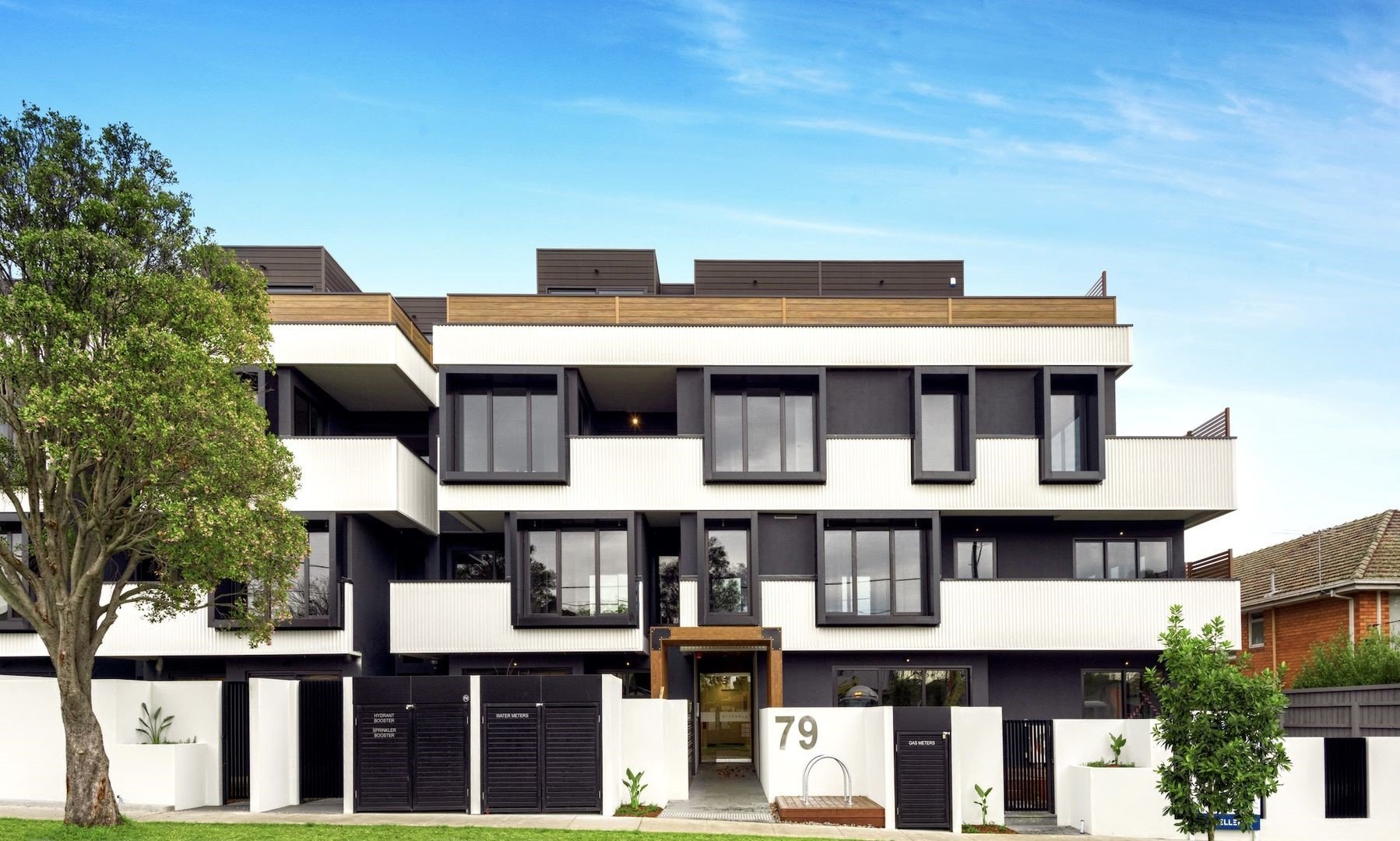 Property Gallery Thumbnail 9