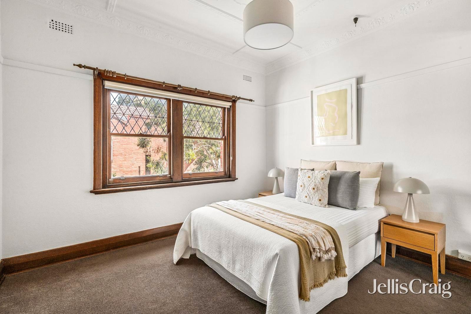 10/17A Milton Street, Elwood image 5