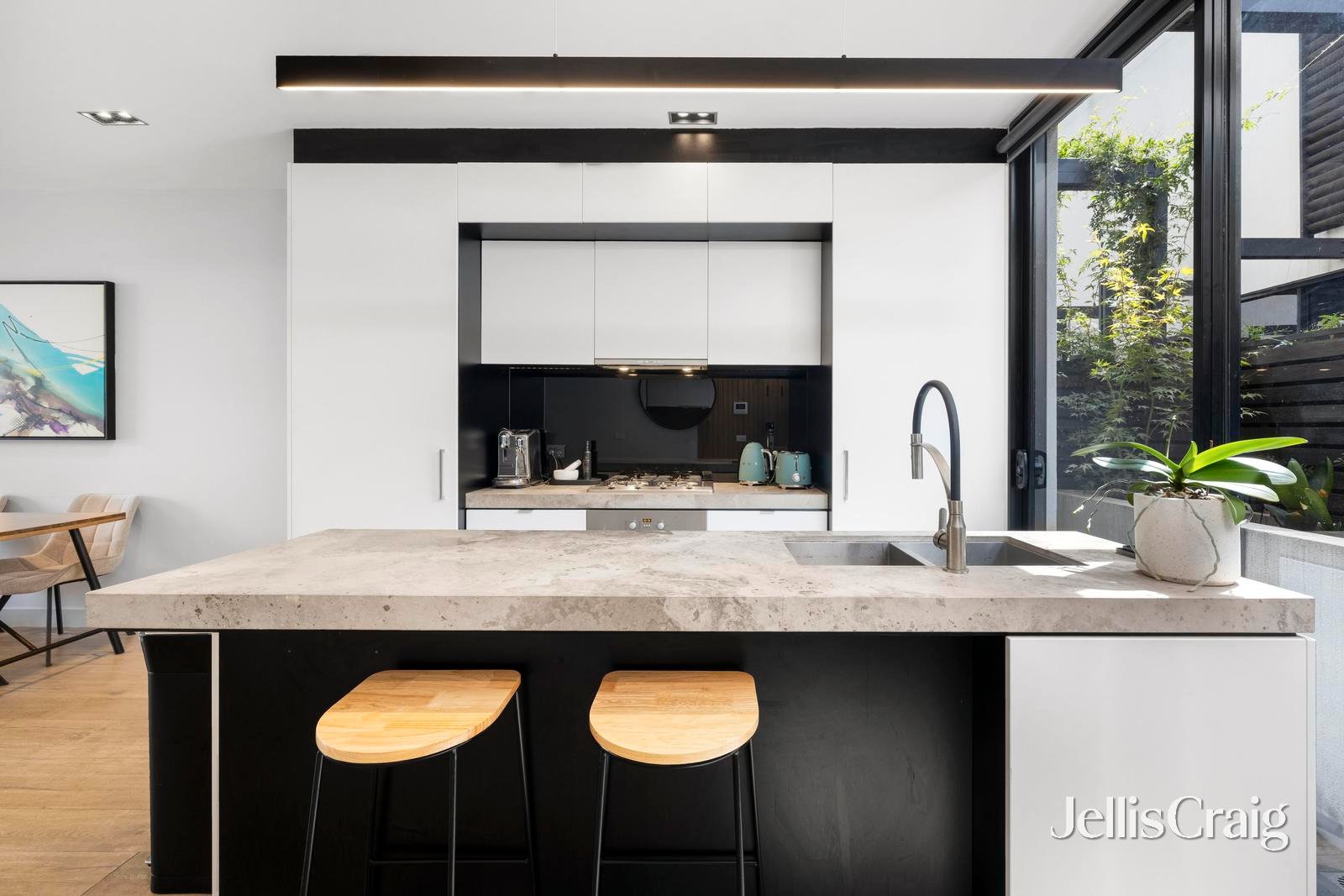 10/1810 Malvern Road, Malvern&nbsp;East image 2