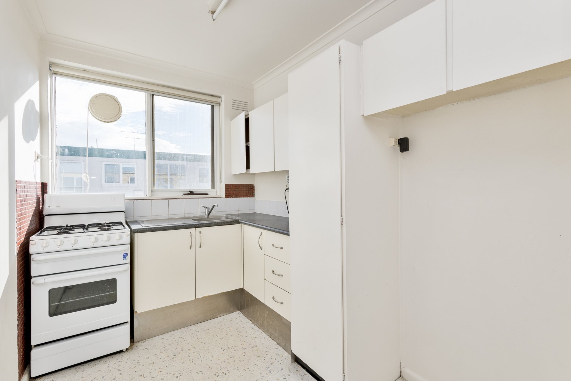 10/18A Bloomfield Road, Ascot&nbsp;Vale image 2
