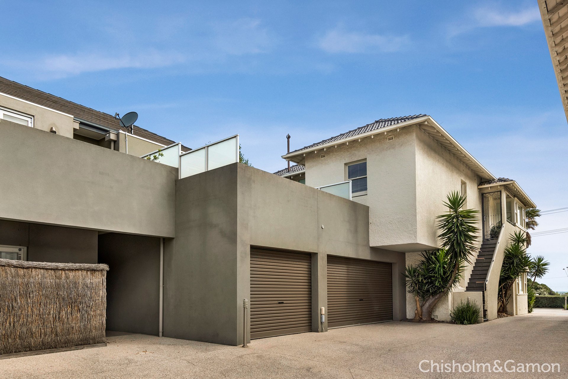 10/19-21 Ormond Esplanade, Elwood image 9