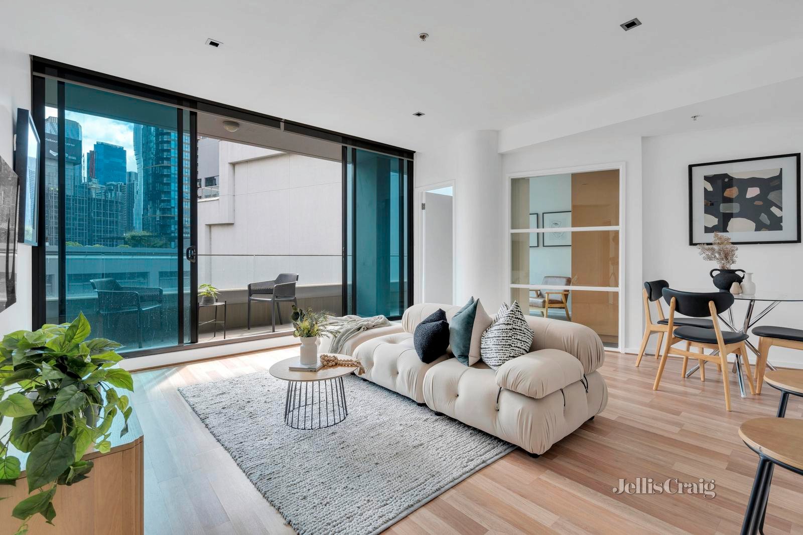 1019/60 Siddeley Street, Docklands image 2