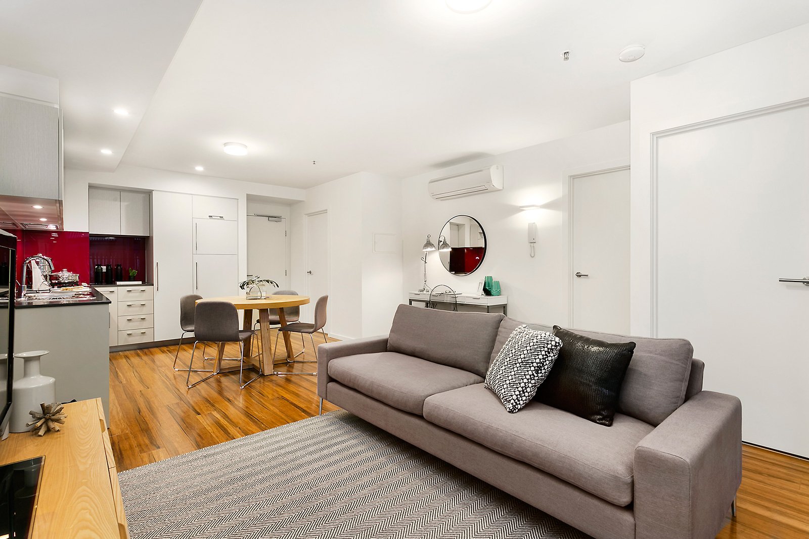 Property Gallery - Main Image