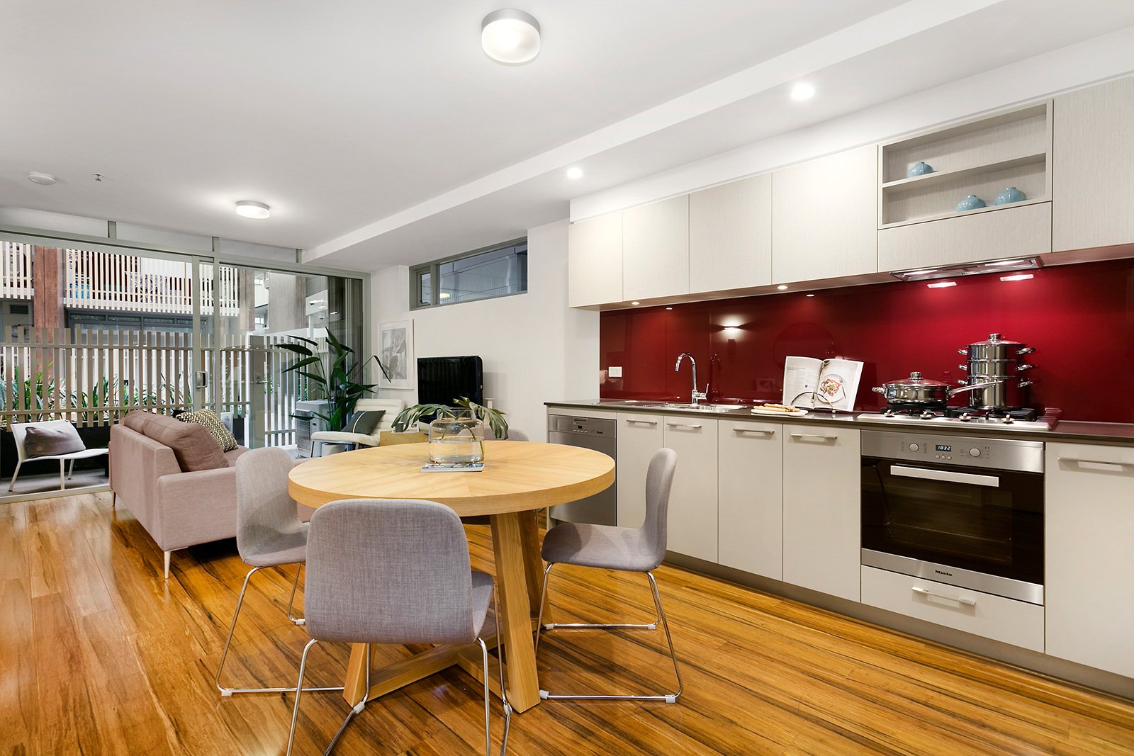 Property Gallery Thumbnail 2