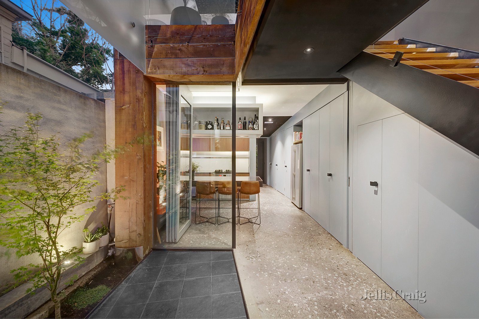 102 Balmain Street, Richmond image 10