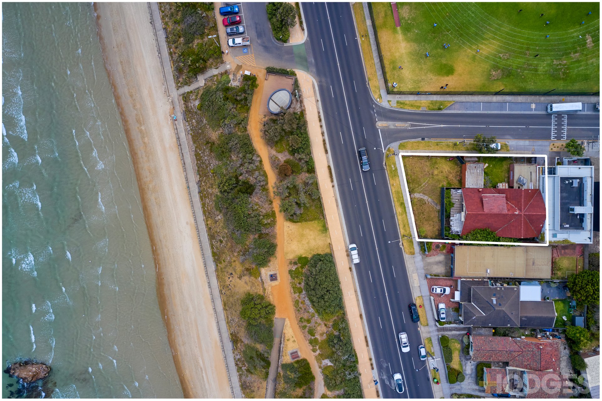 102 Beach Road Mentone