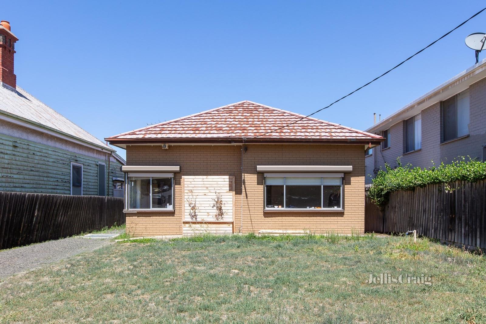 102 Blyth Street, Brunswick image 2