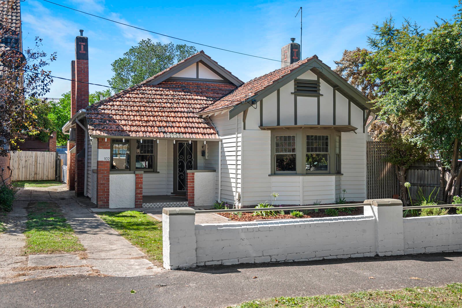 102 Eyre Street,
                        
                    
                    
                        
                            Ballarat Central