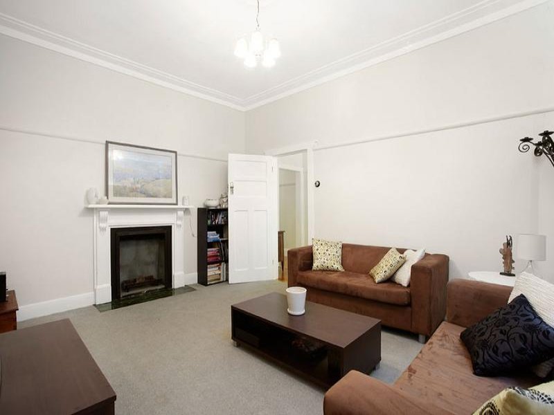 102 Guildford Road, Surrey Hills image 3