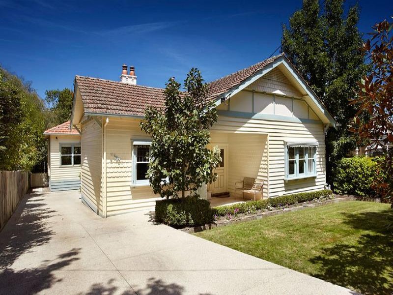 102 Guildford Road, Surrey Hills image 8