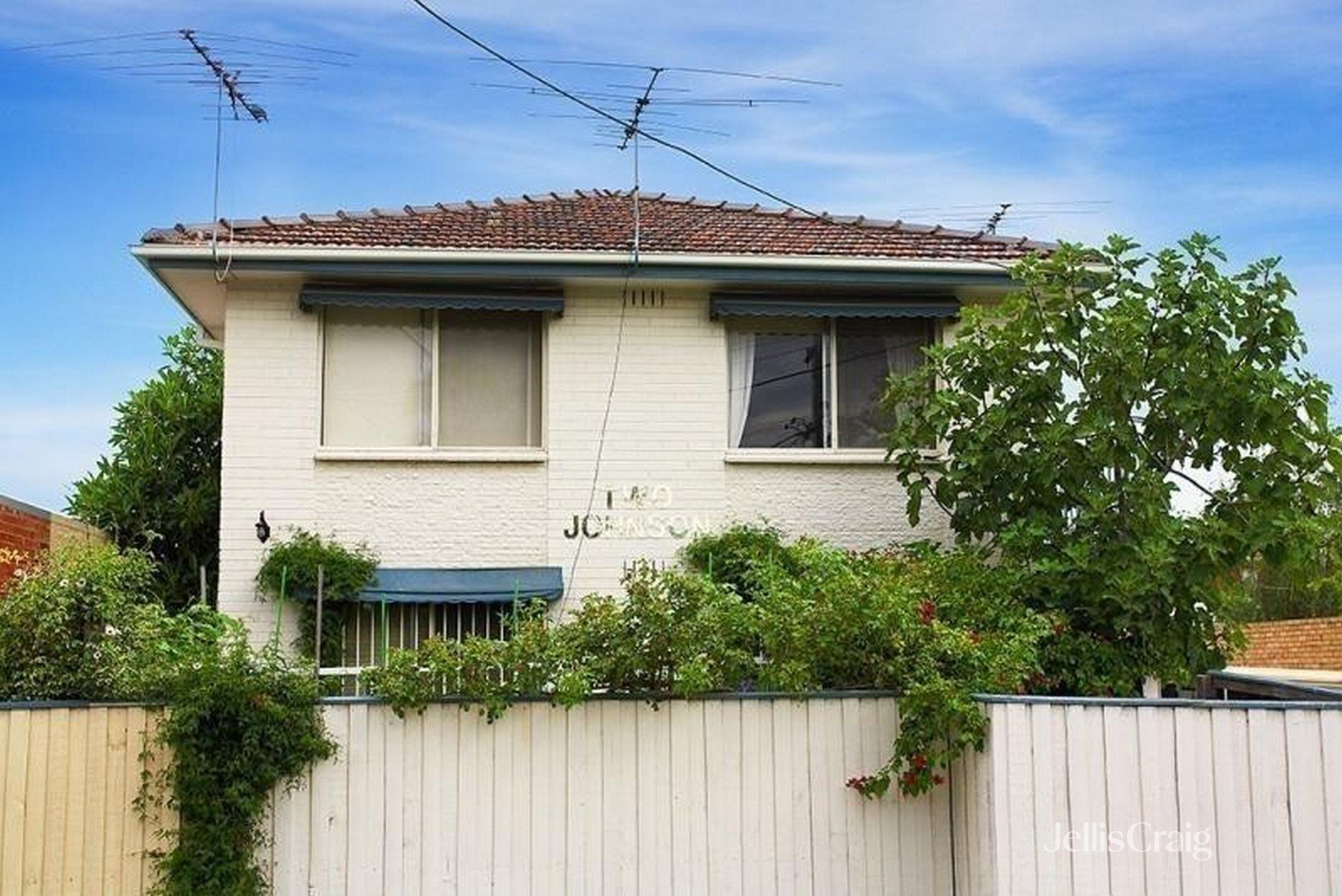 10/2 Johnson Street, Northcote image 1