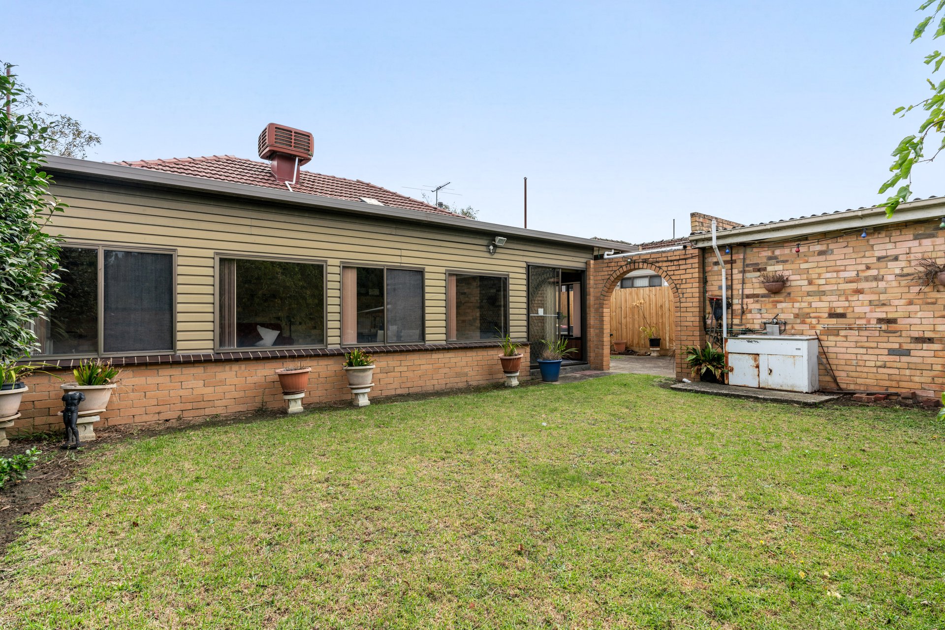Property Gallery Thumbnail 9