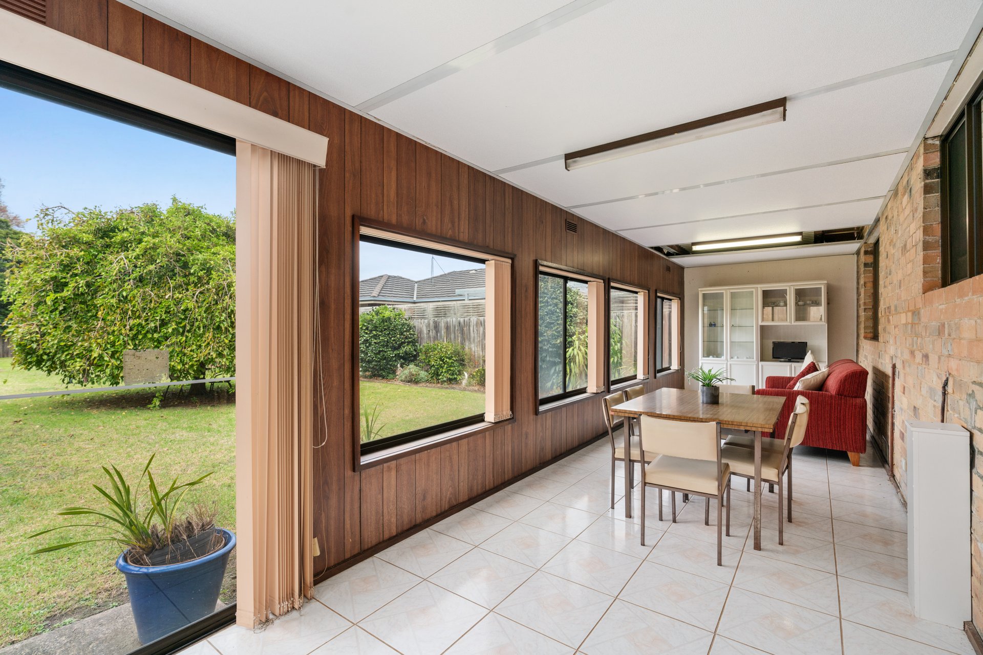 Property Gallery Thumbnail 8