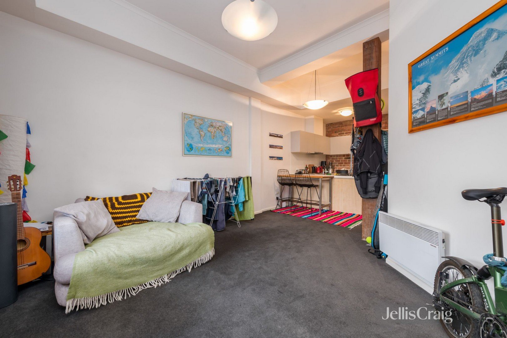 10/2 Pottery Court, Brunswick image 1