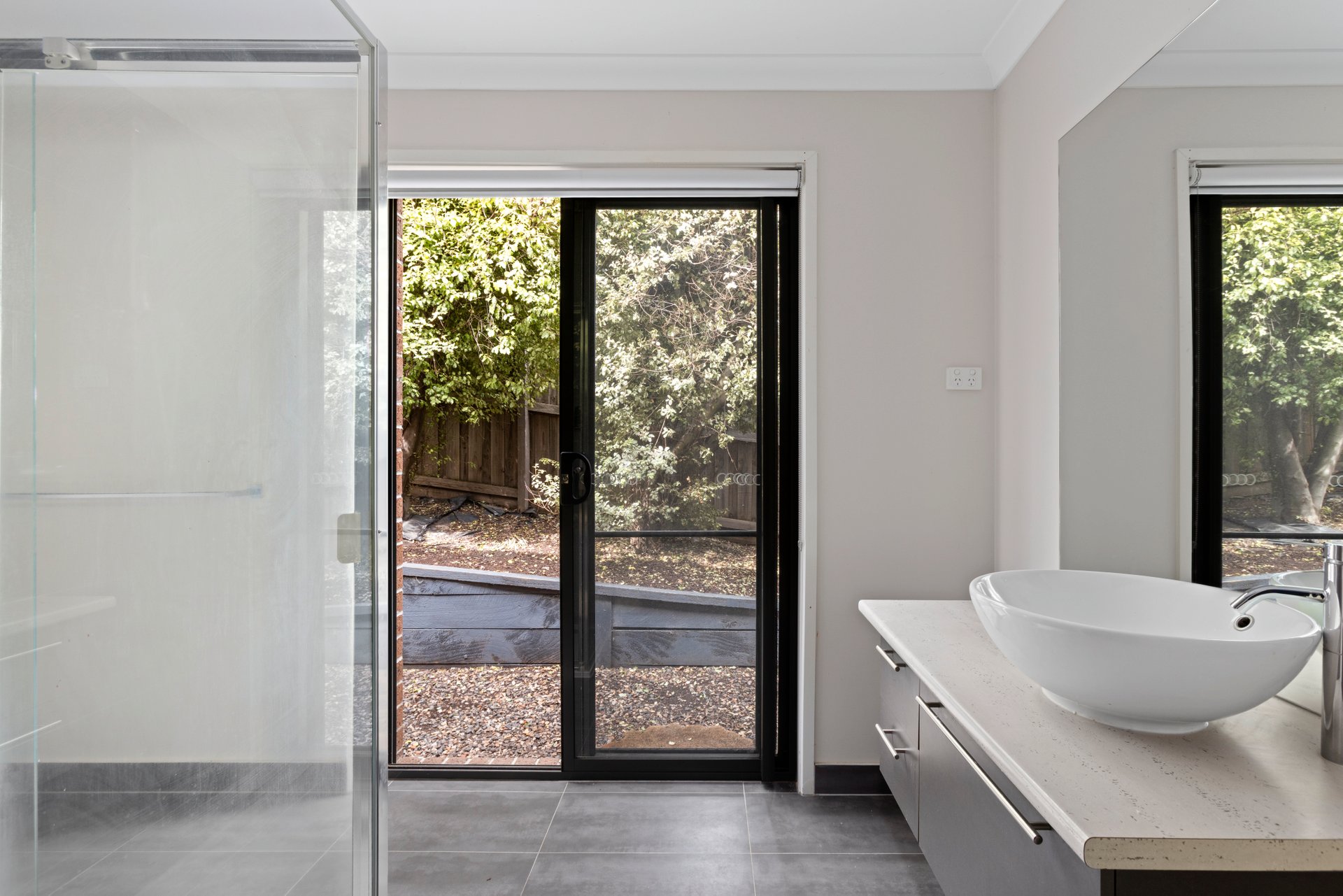 102 Province Boulevard, Highton image 11