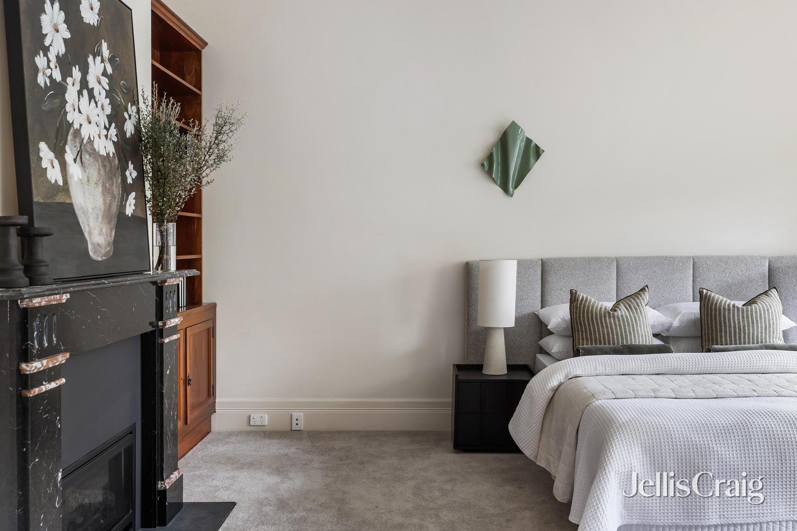 102 Rowena Parade, Richmond image 13