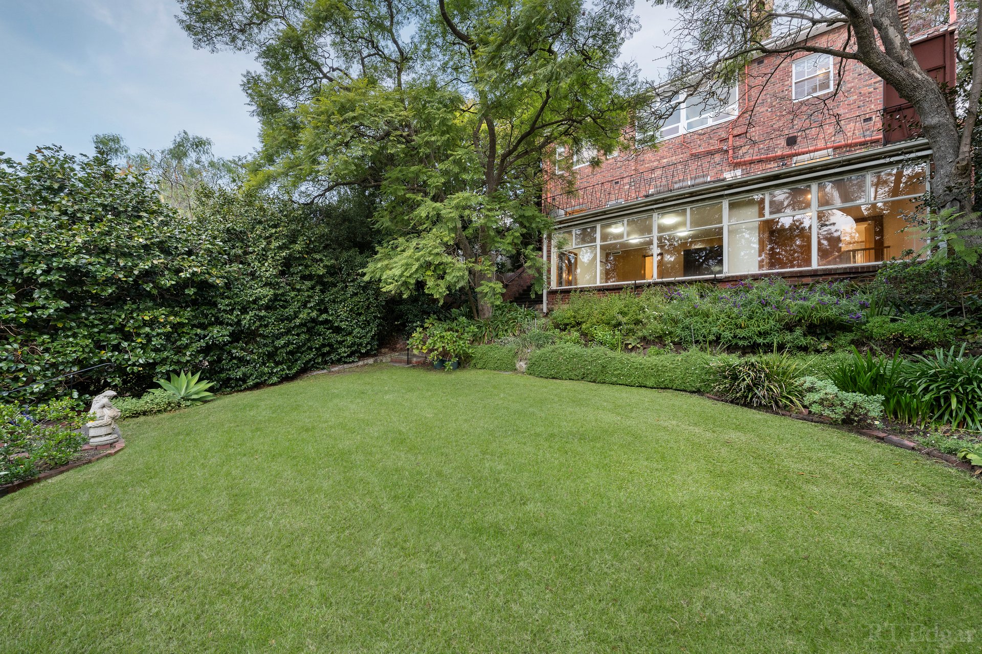 Property Gallery Thumbnail 5