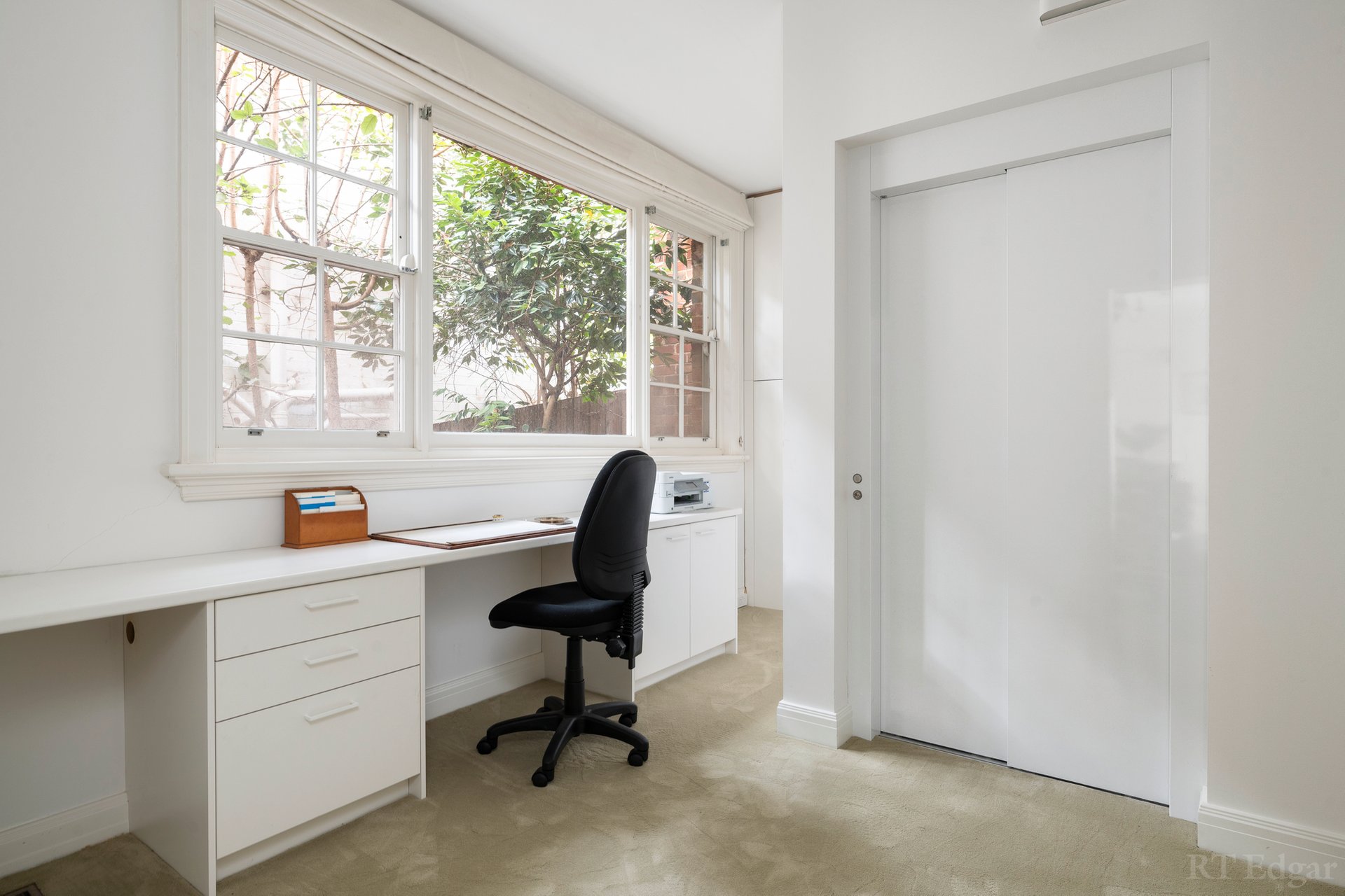 Property Gallery Thumbnail 7