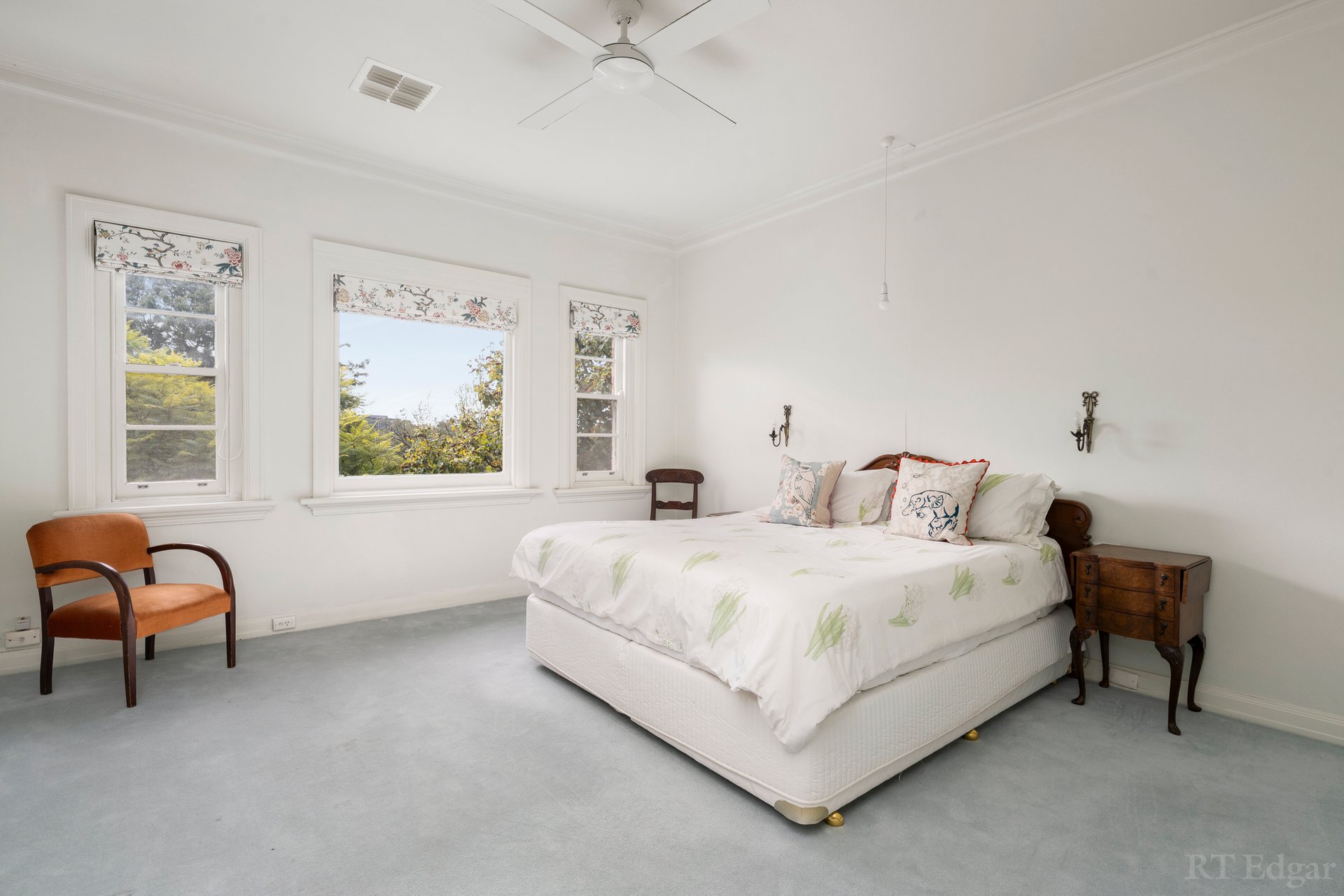 Property Gallery Thumbnail 8