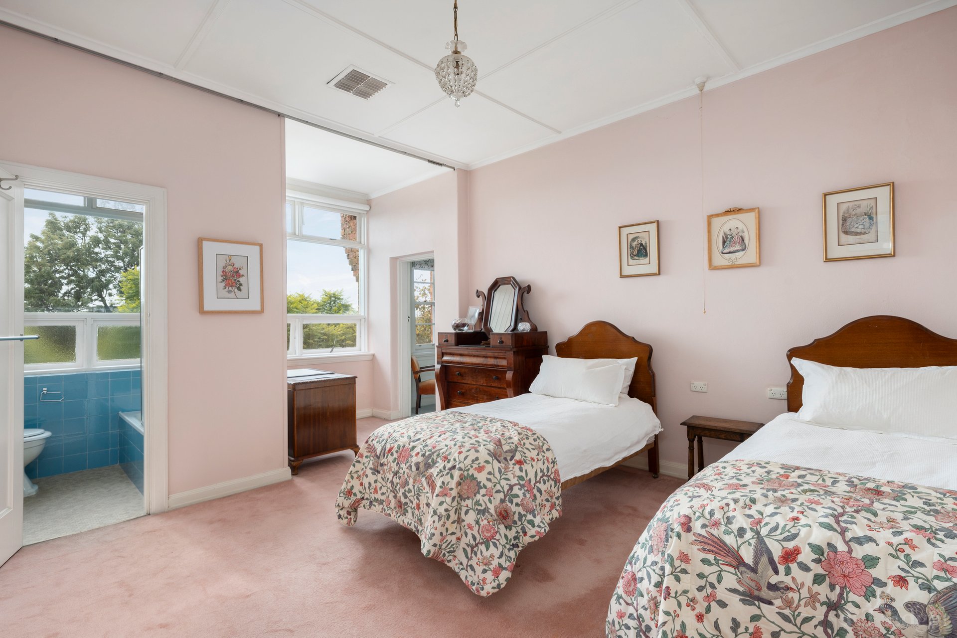 Property Gallery Thumbnail 10
