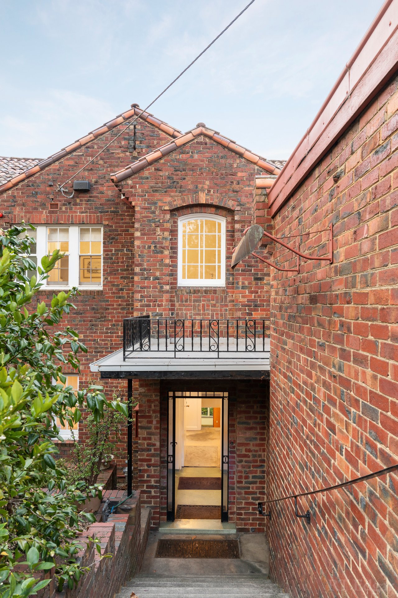Property Gallery Thumbnail 14