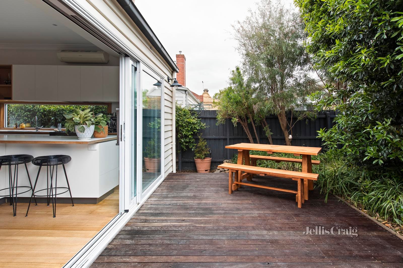 102 Yarra Street, Abbotsford image 6