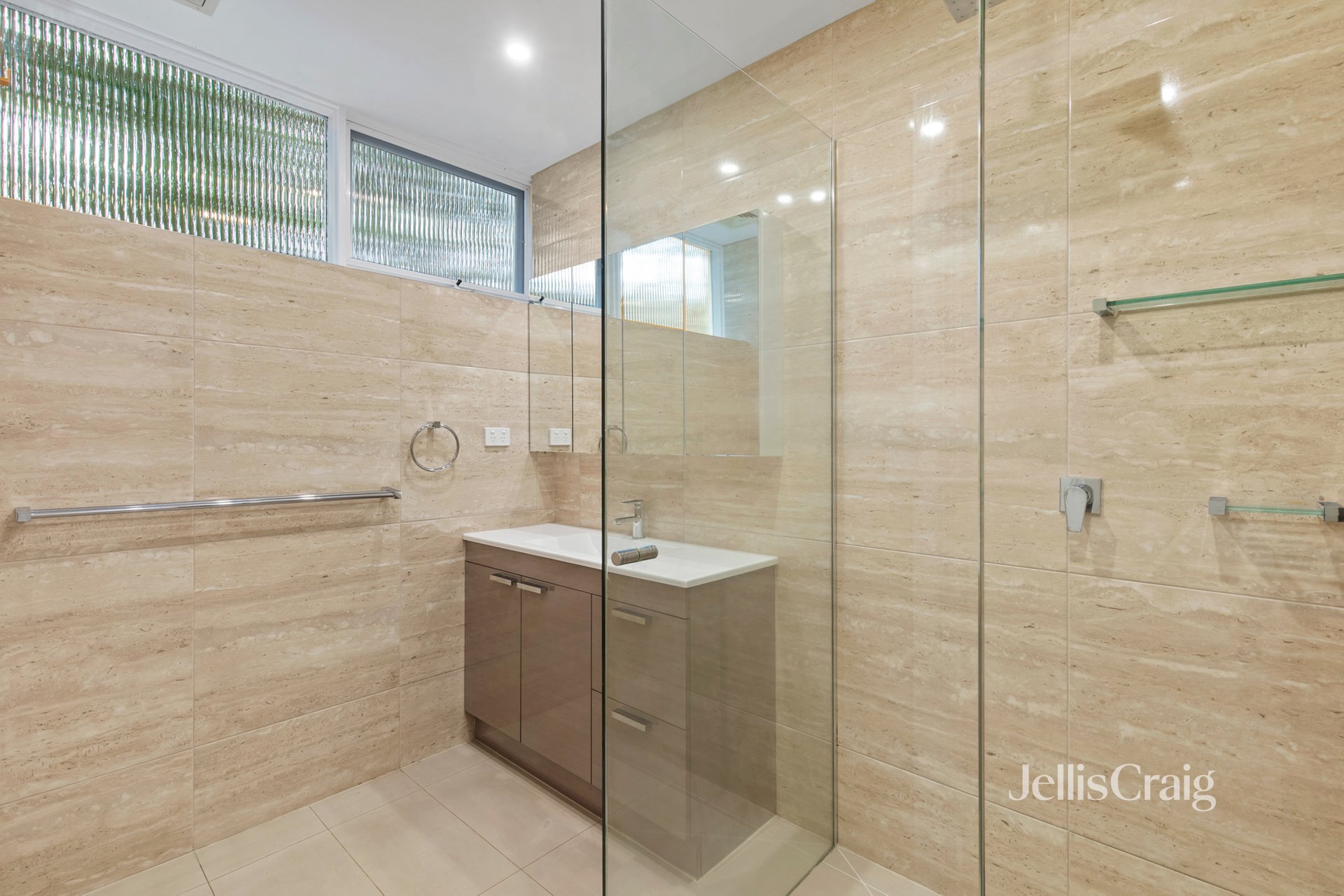 10/201 Dandenong Road, Windsor image 5