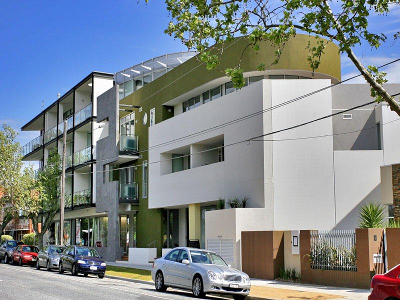 10/201 Ormond Road, Elwood image 7